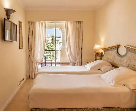 Hotel Guadalpin